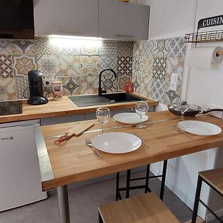 Studio Avec Balcon Face A La Montagne كوتيريه المظهر الخارجي الصورة